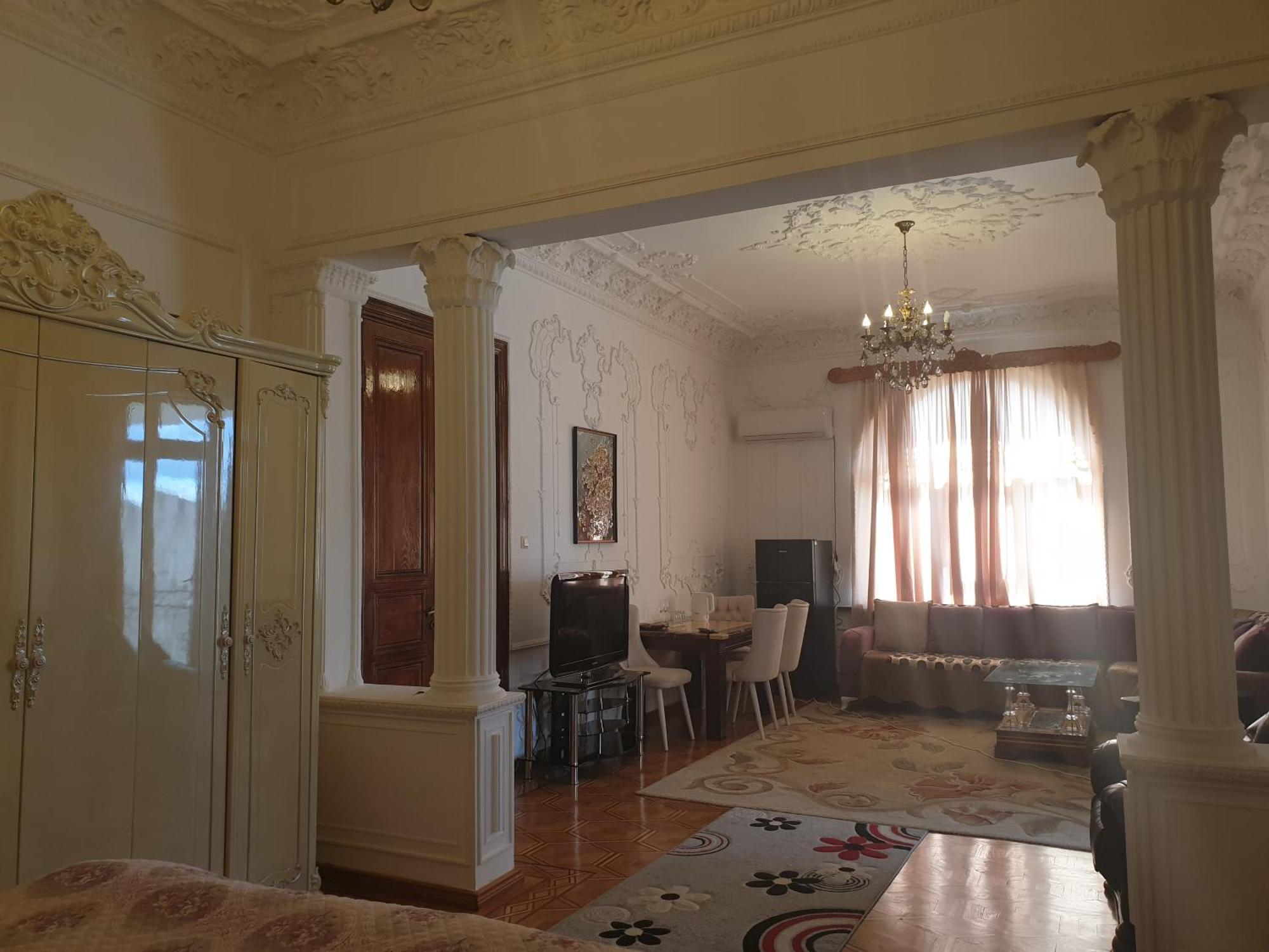 Hotel Royal 库塔伊西 外观 照片